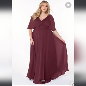 Azazie, A-Line V-Neck Pleated Chiffon Floor-Length Dress Cabernet, Size 22